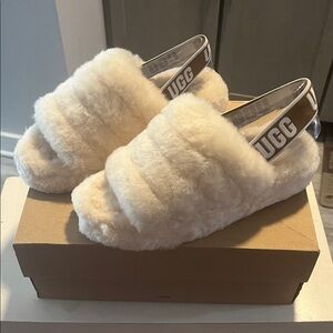 UGG Women's Cozy Cream Fluffy Slippers